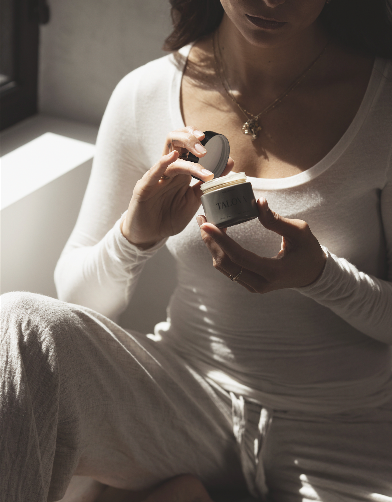 Beef Tallow Balm vs. Regular Lotion: 5 Key Differences Explained